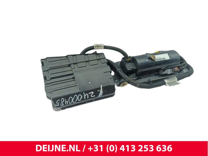 Used Start/Stop computer Toyota ProAce Verso 2.0 D-4D 150 16V Price € 84,70 Inclusive VAT offered by van Deijne Onderdelen Uden B.V.