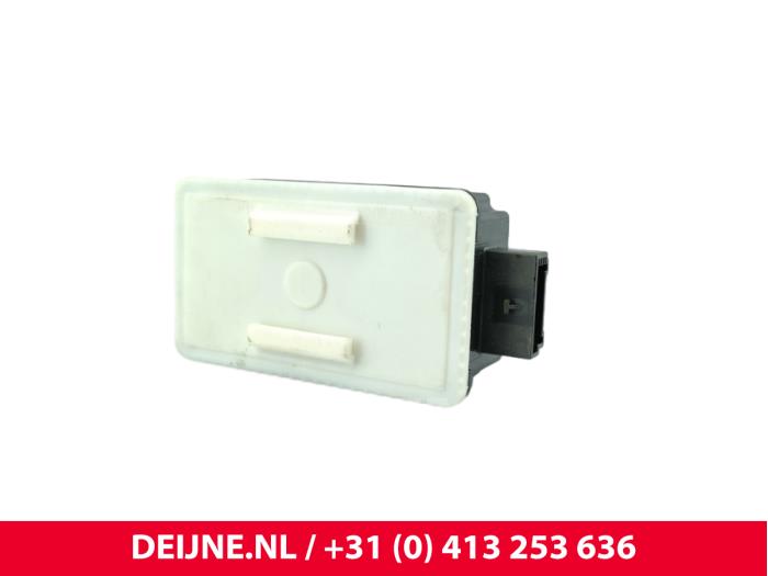 Begagnade Däcktrycksmodul Tesla Model X P90D Pris € 36,30 Inklusive moms erbjuds av van Deijne Onderdelen Uden B.V.