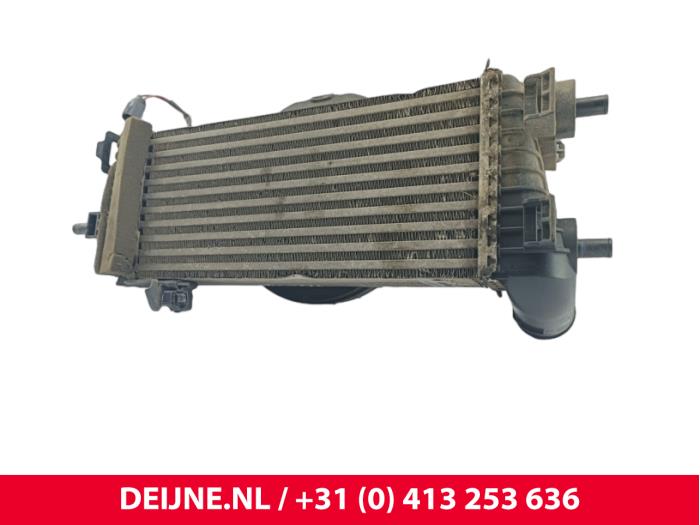 Usagé Intercooler Volvo V70 (SW) 2.4 20V 170 Prix € 60,00 Règlement à la marge proposé par van Deijne Onderdelen Uden B.V.