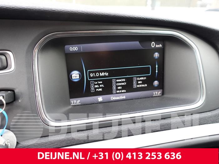Usagé Affichage intérieur Volvo V40 (MV) 1.6 D2 Prix sur demande proposé par van Deijne Onderdelen Uden B.V.