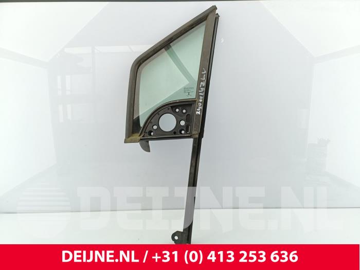 Usados Ventanilla triangular izquierda delante Opel Combo Cargo 1.5 CDTI 130 Precio € 151,25 IVA incluido ofrecido por van Deijne Onderdelen Uden B.V.