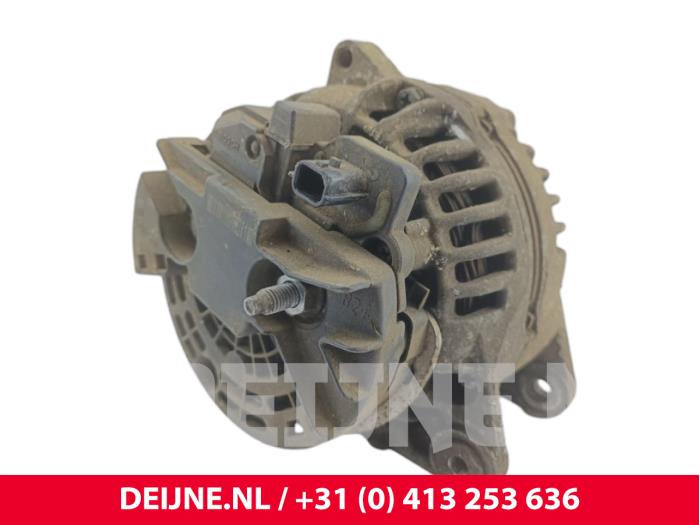 Usagé Dynamo Renault Kangoo Express (FW) 1.5 dCi 90 FAP Prix € 48,40 Prix TTC proposé par van Deijne Onderdelen Uden B.V.
