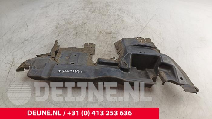 Begagnade Lufttratt Peugeot Expert (V1/VA/VB/VE/VF/VT/VY) 1.6 Blue HDi 95 16V Pris € 19,99 Inklusive moms erbjuds av van Deijne Onderdelen Uden B.V.