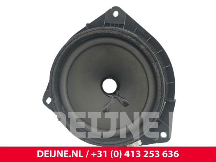 Używane Glosnik BYD Atto 3 60 kWh Cena € 48,40 Z VAT oferowane przez van Deijne Onderdelen Uden B.V.