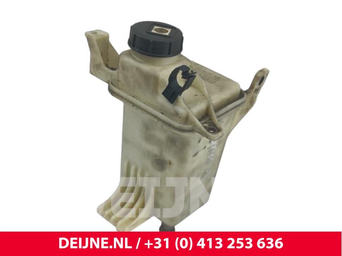 Begagnade Styrservotank Fiat Ducato (250) 2.3 D 180 Multijet Pris € 24,20 Inklusive moms erbjuds av van Deijne Onderdelen Uden B.V.