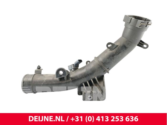 Gebrauchte Intercooler Rohr Volvo XC40 (XZ) 1.5 T5 Plug-in Hybrid 16V Preis € 75,00 Margenregelung angeboten von van Deijne Onderdelen Uden B.V.