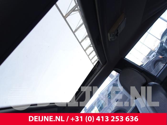 Używane Szyberdach Volvo 480 2.0i ES, S Cena € 100,00 Procedura marży oferowane przez van Deijne Onderdelen Uden B.V.