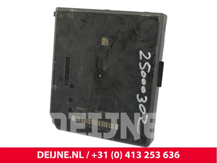 Used Body control computer Mercedes Citan (415.6) 1.5 109 CDI Price € 193,60 Inclusive VAT offered by van Deijne Onderdelen Uden B.V.