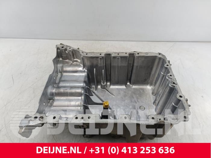 Gebrauchte Ölwanne Mercedes Sprinter 3,5t (910.0/910.1/907.1/907.2) 314 CDI 2.1 D FWD Preis € 477,95 Mit Mehrwertsteuer angeboten von van Deijne Onderdelen Uden B.V.