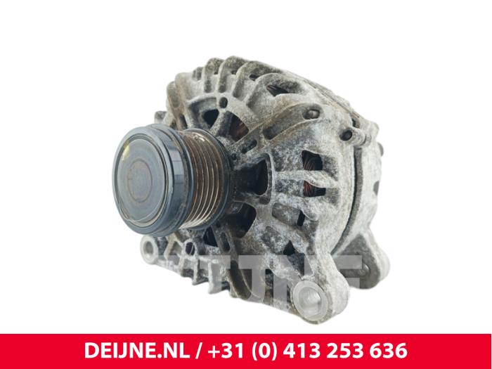 Begagnade Dynamo Toyota ProAce 1.6 D-4D 95 16V Worker Pris € 54,45 Inklusive moms erbjuds av van Deijne Onderdelen Uden B.V.