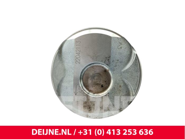 Usagé Piston MG ZS 1.0 T-GDI 12V Prix € 121,00 Prix TTC proposé par van Deijne Onderdelen Uden B.V.