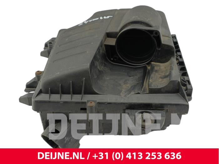 Begagnade Luftfilterhus Nissan Primastar 2.0 dCi 90 Pris € 24,20 Inklusive moms erbjuds av van Deijne Onderdelen Uden B.V.