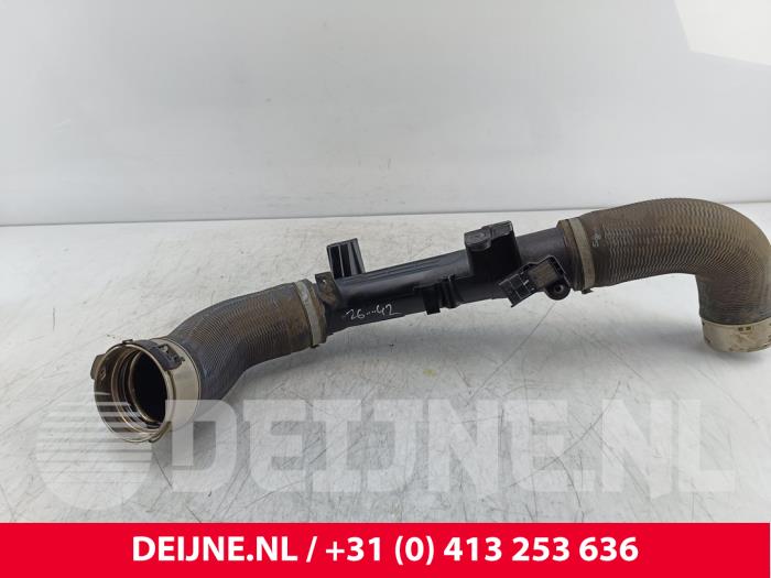 Gebrauchte Intercooler Rohr Volvo V90 II (PW) 2.0 D4 16V Preis € 50,00 Margenregelung angeboten von van Deijne Onderdelen Uden B.V.