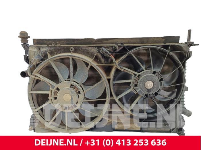Usagé Set refroidisseur Ford Transit 2.0 TDCi 16V Eco Blue 130 Prix € 363,00 Prix TTC proposé par van Deijne Onderdelen Uden B.V.