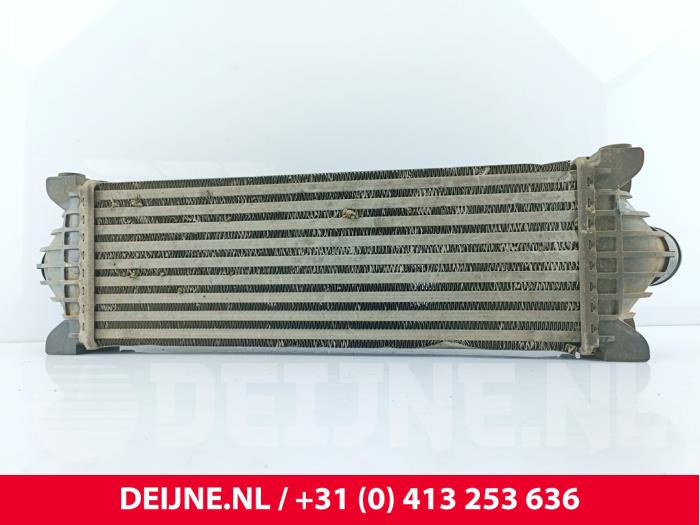 Usados Intercooler Ford Transit 2.2 TDCi 16V Precio € 54,45 IVA incluido ofrecido por van Deijne Onderdelen Uden B.V.