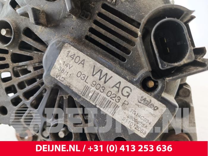 Dynamo d'un Volkswagen Transporter T5 2.0 BiTDI DRF 2011