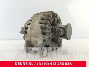Dynamo d'un Volkswagen Transporter T5 2.0 BiTDI DRF 2011