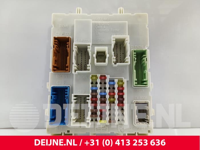 Usagé Module électronique central Volvo V40 (MV) 2.0 D2 16V Prix € 60,00 Règlement à la marge proposé par van Deijne Onderdelen Uden B.V.