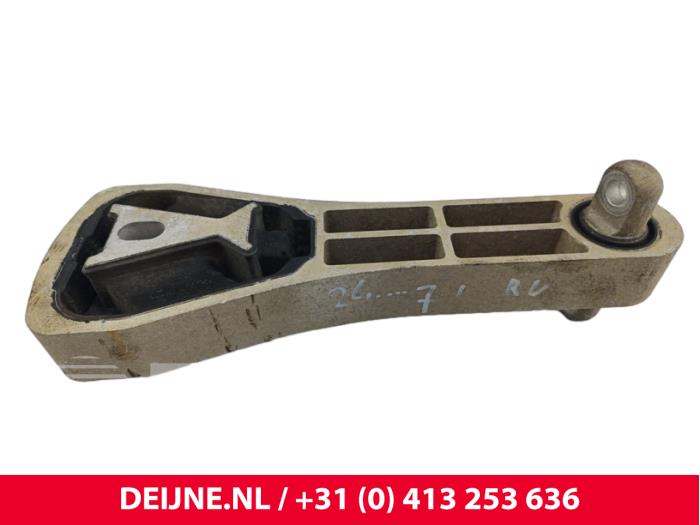 Used Engine mount Volvo V60 II (ZW) 2.0 D3 16V Price € 65,00 Margin scheme offered by van Deijne Onderdelen Uden B.V.