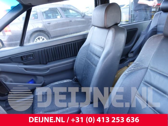 Używane Fotel prawy Volvo 480 2.0i ES, S Cena € 125,00 Procedura marży oferowane przez van Deijne Onderdelen Uden B.V.