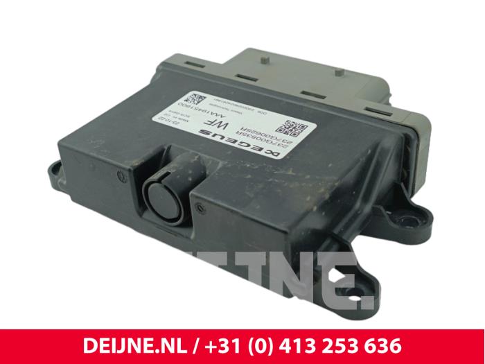 Usagé Ordinateur Adblue Nissan Interstar 2.3 dCi 150 16V Prix € 96,80 Prix TTC proposé par van Deijne Onderdelen Uden B.V.
