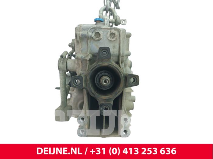 Getriebe van een Volkswagen Crafter (SY) 2.0 TDI RWD 2021