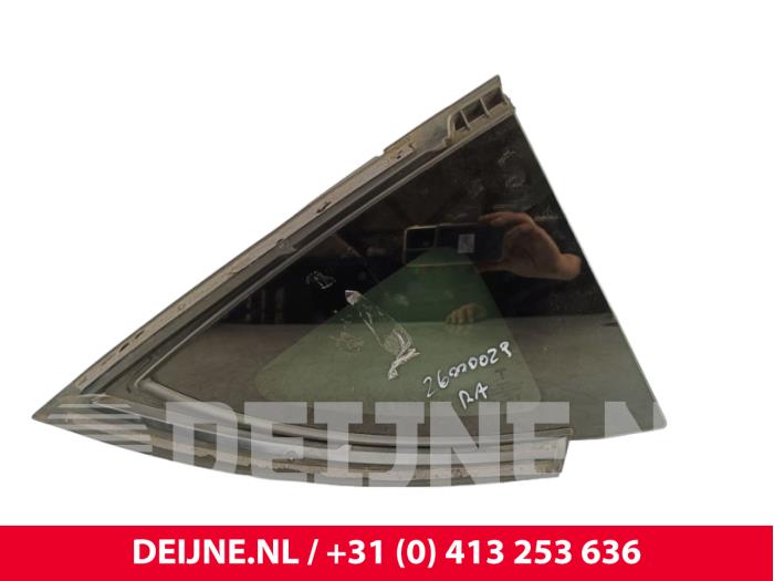 Usados Ventanilla triangular derecha detrás Tesla Model Y (5YJY) RWD Precio € 60,50 IVA incluido ofrecido por van Deijne Onderdelen Uden B.V.