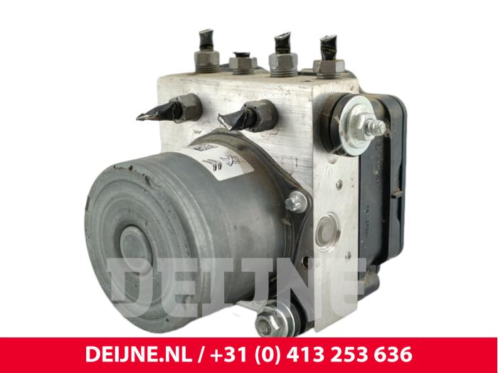 Gebrauchte ABS Pumpe Fiat Doblo Cargo 1.5 D Multijet 130 Preis € 272,25 Mit Mehrwertsteuer angeboten von van Deijne Onderdelen Uden B.V.