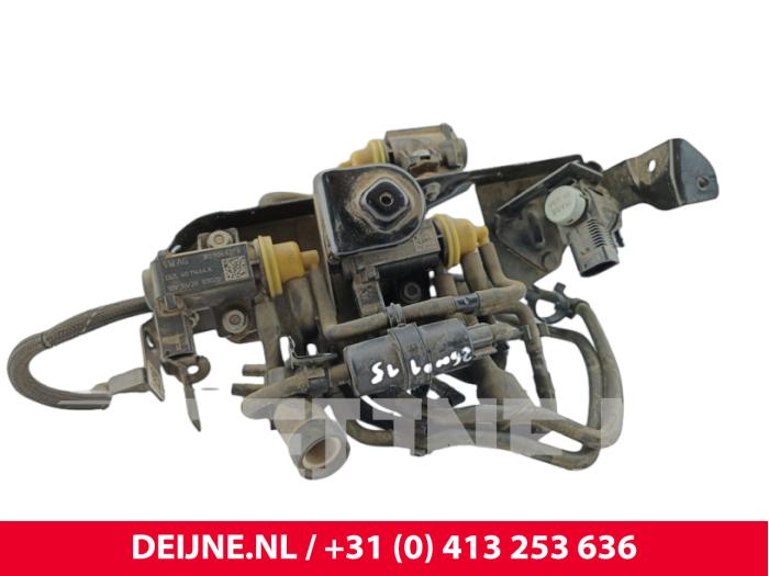 Usagé Limiteur de pression carburant Volkswagen Crafter (SY) 2.0 TDI RWD Prix € 36,30 Prix TTC proposé par van Deijne Onderdelen Uden B.V.