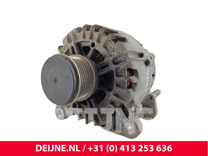 Begagnade Dynamo Volkswagen Caddy III (2KA,2KH,2CA,2CH) 1.6 TDI 16V Pris € 36,30 Inklusive moms erbjuds av van Deijne Onderdelen Uden B.V.