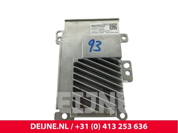 Używane Modul gateway Ford Transit 2.0 TDCi 16V Eco Blue 130 Cena € 272,25 Z VAT oferowane przez van Deijne Onderdelen Uden B.V.