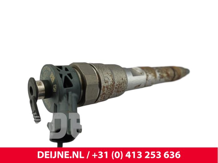 Używane Wtryskiwacz (Diesel) Mercedes Citan (420.6) 1.5 110 CDI Cena € 90,75 Z VAT oferowane przez van Deijne Onderdelen Uden B.V.