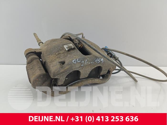 Gebrauchte Bremszange links hinten Volkswagen Crafter 2.0 BiTDI Preis € 42,35 Mit Mehrwertsteuer angeboten von van Deijne Onderdelen Uden B.V.