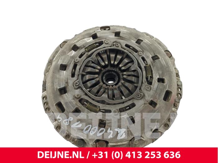 Usagé Kit embrayage (complet) Ford Transit Custom 2.2 TDCi 16V Prix € 302,50 Prix TTC proposé par van Deijne Onderdelen Uden B.V.