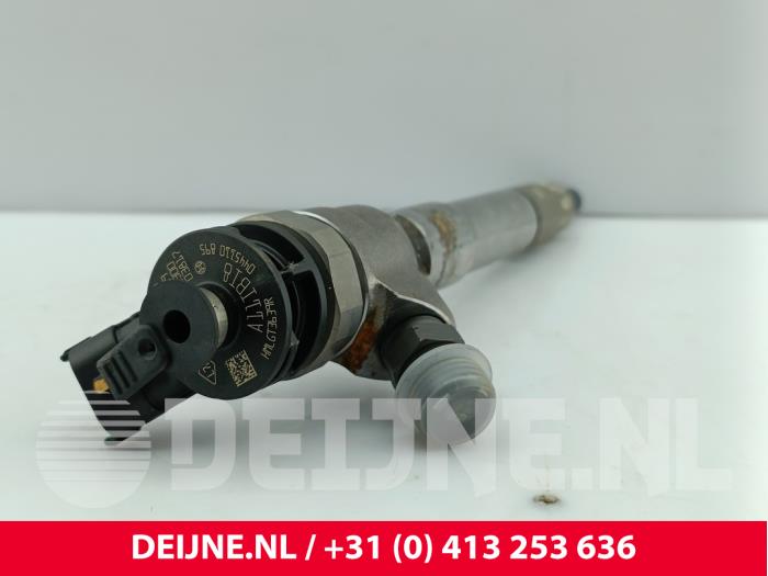 Usagé Injecteurs Mercedes Vito (447.6) 1.7 110 CDI 16V Prix € 108,90 Prix TTC proposé par van Deijne Onderdelen Uden B.V.