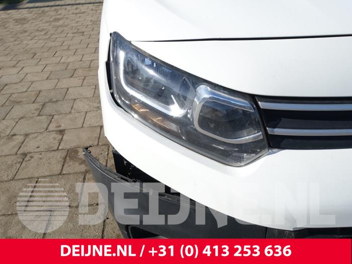 Używane Reflektor prawy Citroen Berlingo 1.5 BlueHDi 130 Cena € 314,60 Z VAT oferowane przez van Deijne Onderdelen Uden B.V.
