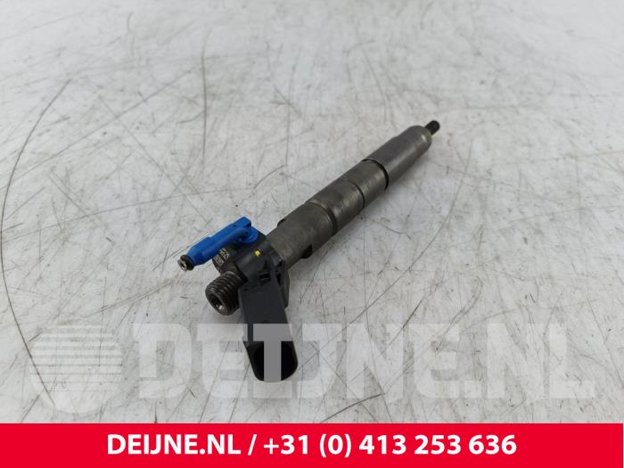 Usagé Injecteurs Mercedes Sprinter 3,5t (907.6/910.6) 319 CDI 2.0 D RWD Prix € 96,80 Prix TTC proposé par van Deijne Onderdelen Uden B.V.