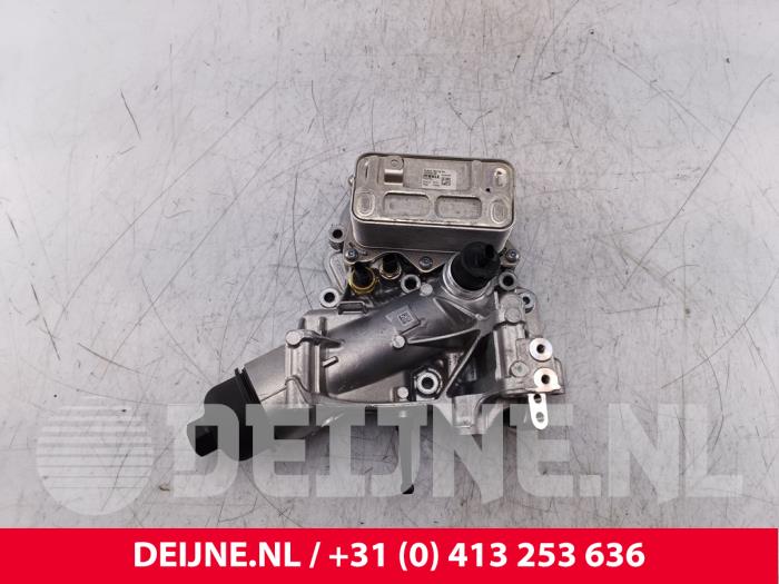 Gebrauchte Ölfiltergehäuse Mercedes Sprinter 3,5t (907.6/910.6) 319 CDI 2.0 D RWD Preis € 108,90 Mit Mehrwertsteuer angeboten von van Deijne Onderdelen Uden B.V.