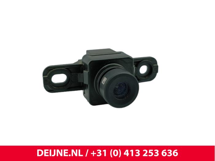 Używane Kamera cofania XPENG G6 RWD Standard Range 66/68.5 kWh Cena € 242,00 Z VAT oferowane przez van Deijne Onderdelen Uden B.V.