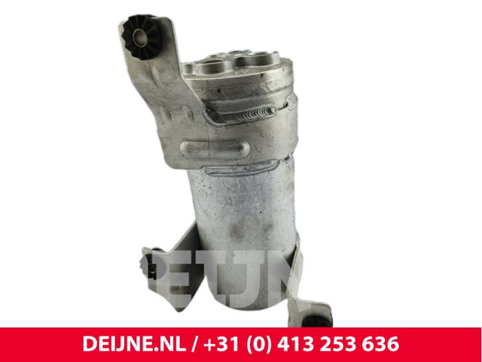 Gebrauchte Klima Trockner XPENG G6 RWD Standard Range 66/68.5 kWh Preis € 66,55 Mit Mehrwertsteuer angeboten von van Deijne Onderdelen Uden B.V.