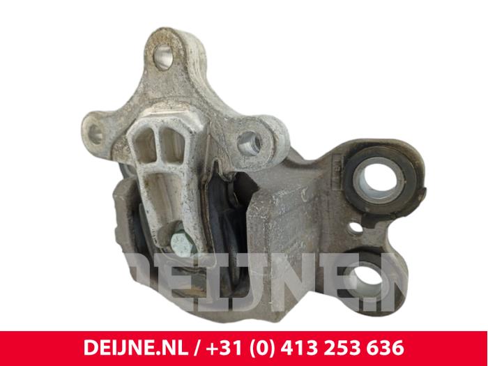 Used Engine mount Volvo V60 I (FW/GW) 1.6 T3 16V Price € 50,00 Margin scheme offered by van Deijne Onderdelen Uden B.V.