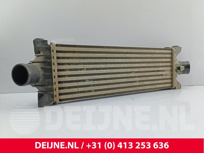 Usados Intercooler Ford Transit 2.2 TDCi 16V Precio € 42,35 IVA incluido ofrecido por van Deijne Onderdelen Uden B.V.