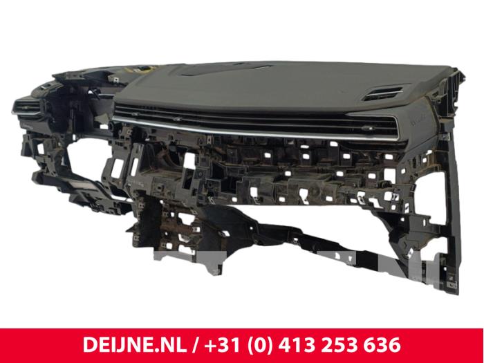 Używane Panel Lynk &amp; Co 01 1.5 PHEV Cena € 1.004,30 Z VAT oferowane przez van Deijne Onderdelen Uden B.V.