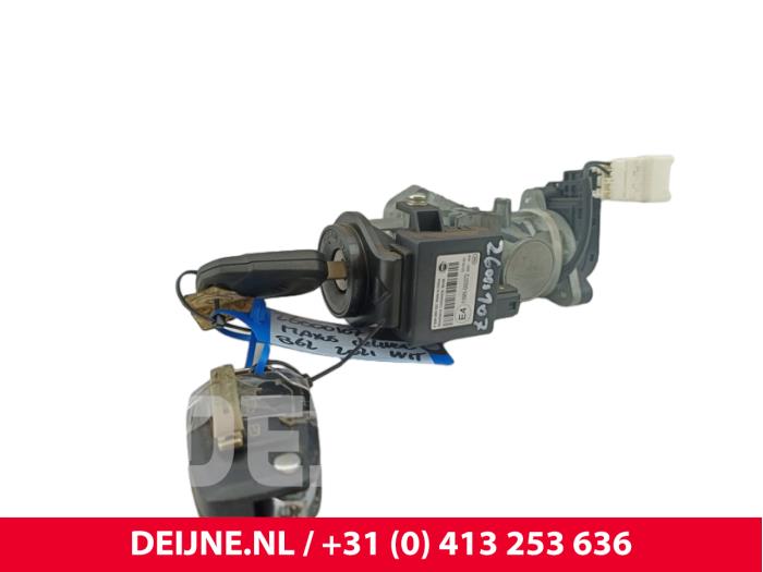 Używane Stacyjka + Kluczyk Maxus Deliver 9 2.0 D RWD Cena € 121,00 Z VAT oferowane przez van Deijne Onderdelen Uden B.V.