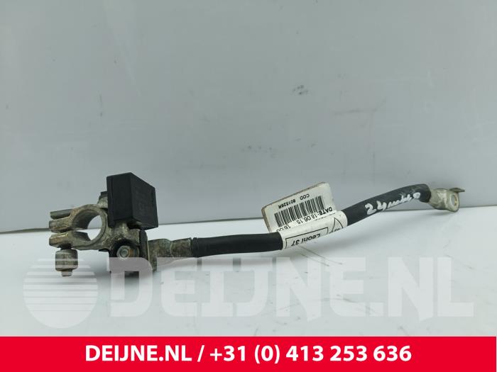 Begagnade Pyrofuse Opel Movano 2.3 CDTi Biturbo 16V FWD Pris € 60,50 Inklusive moms erbjuds av van Deijne Onderdelen Uden B.V.
