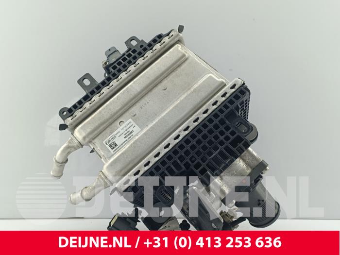 Usados Intercooler Ford Transit Custom 2.0 EcoBlue 110 Precio € 151,25 IVA incluido ofrecido por van Deijne Onderdelen Uden B.V.