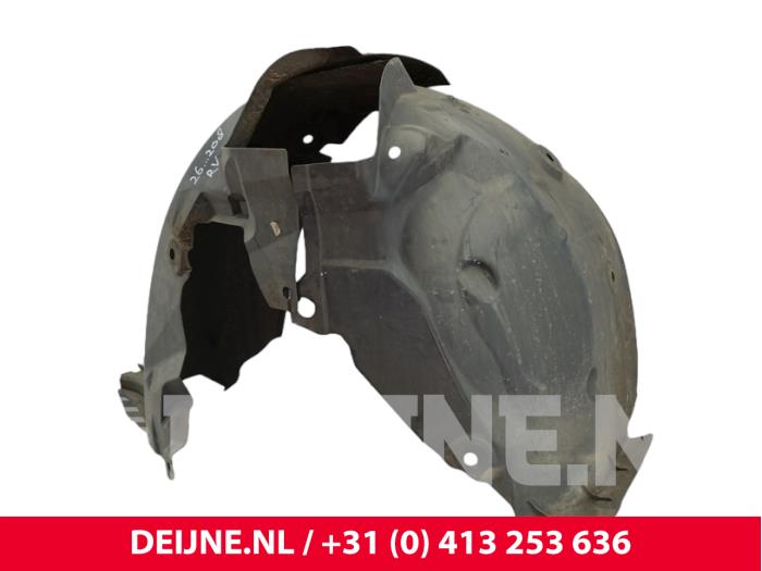 Używane Nadkole Renault Kangoo Express (FW) 1.5 dCi 90 FAP Cena € 36,30 Z VAT oferowane przez van Deijne Onderdelen Uden B.V.