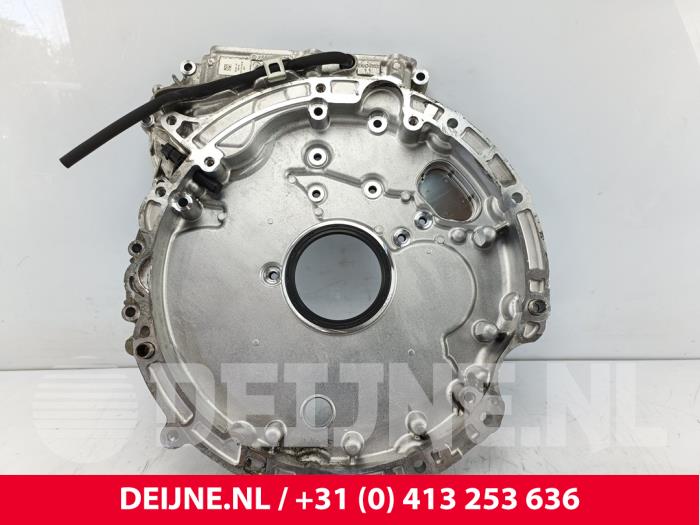 Usagé Couvercle de distribution Mercedes Sprinter 3t (910.6) 211 CDI 2.1 D FWD Prix € 145,20 Prix TTC proposé par van Deijne Onderdelen Uden B.V.