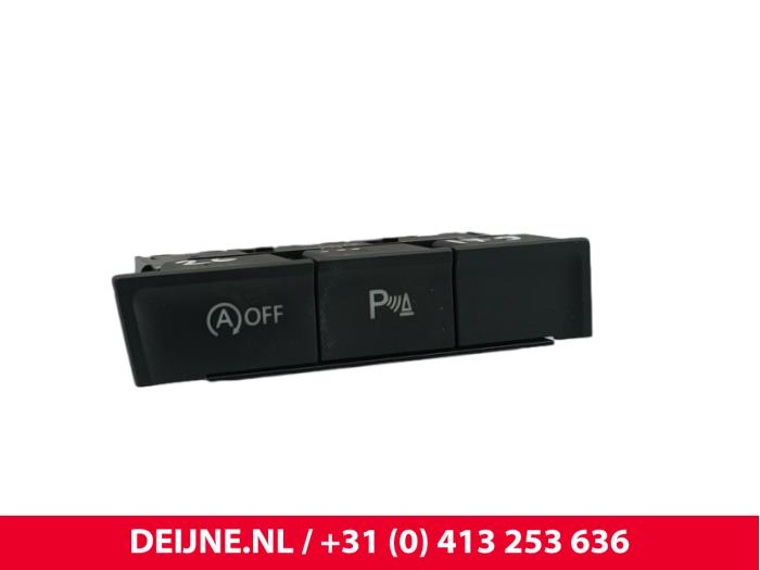 Używane Przelacznik Start/Stop Volkswagen Transporter/Caravelle T6 2.0 TDI 150 Cena € 24,20 Z VAT oferowane przez van Deijne Onderdelen Uden B.V.