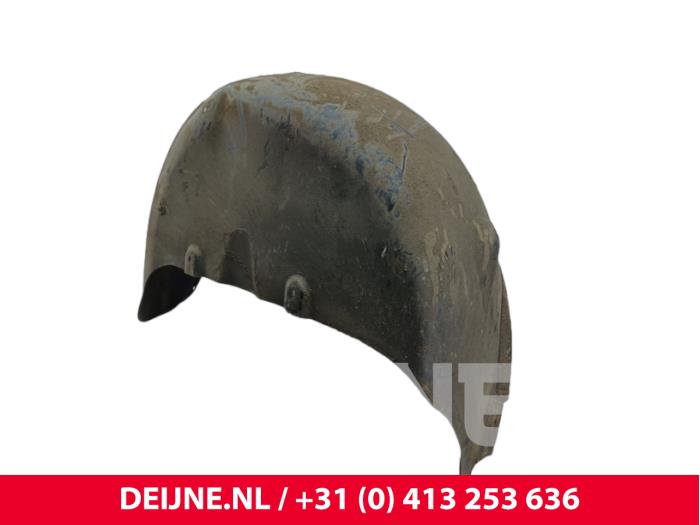 Używane Nadkole Volkswagen Caddy III (2KA,2KH,2CA,2CH) 1.6 TDI 16V Cena € 42,35 Z VAT oferowane przez van Deijne Onderdelen Uden B.V.